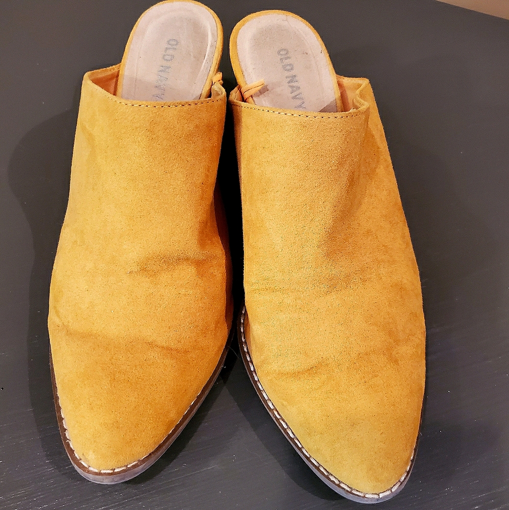 Old Navy Mustard Mules Size 7